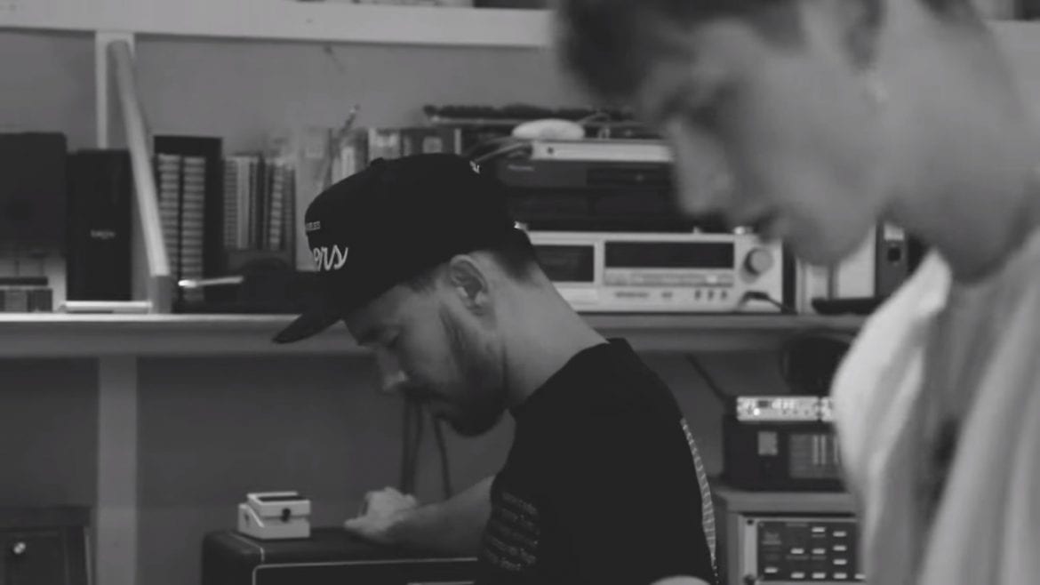 Mike Shinoda łączy siły z wokalistą Deftones i MGK