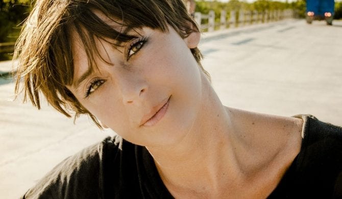 Cat Power i Lana Del Rey łączą siły w „Woman” Cat Power i Lana Del Rey łączą siły w „Woman”