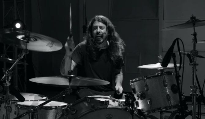 Dave Grohl opublikował 23-minutowy utwór (wideo)