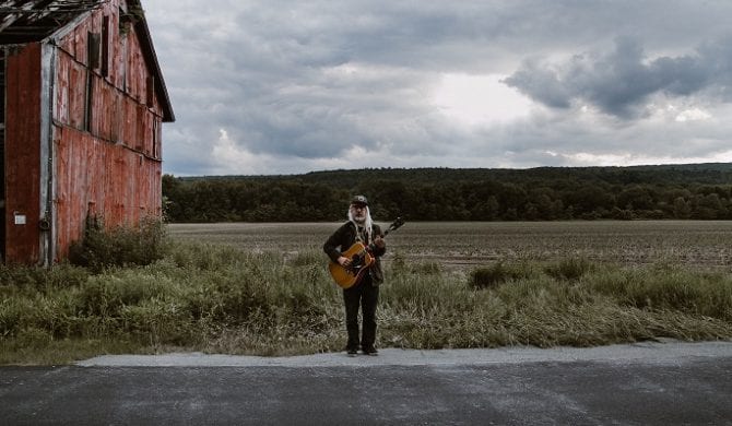 J Mascis z nowym singlem i albumem