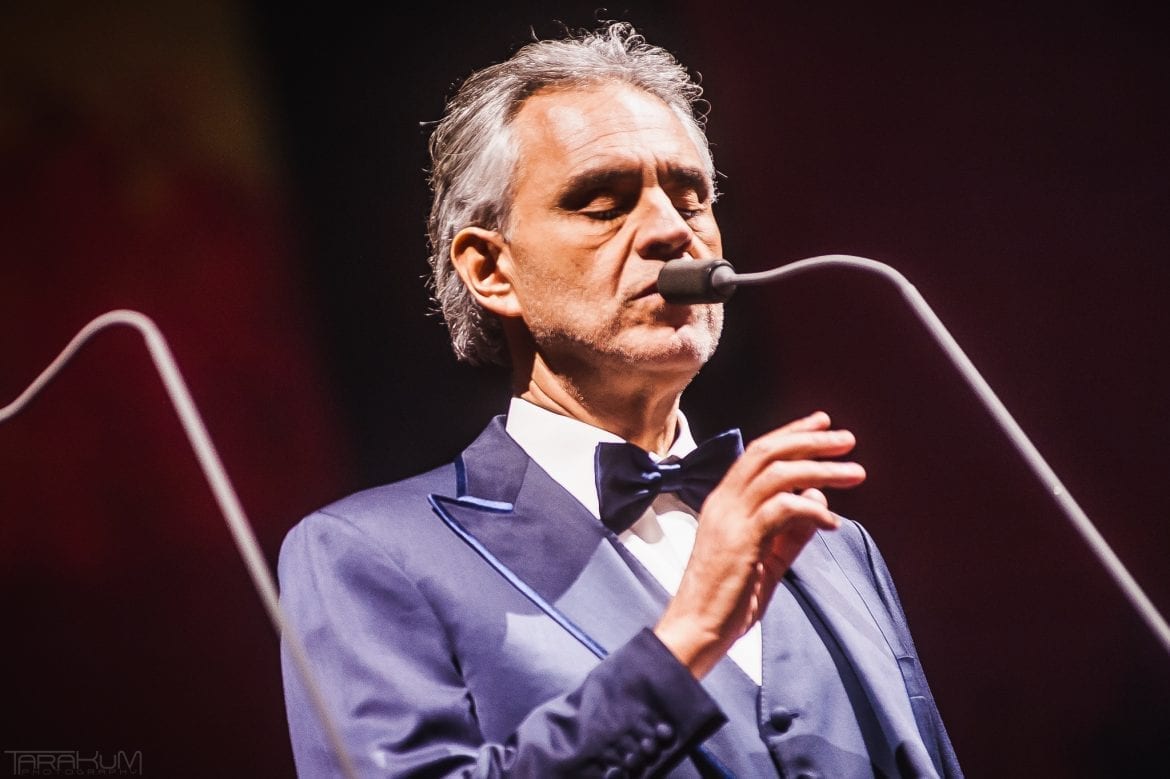 Andrea Bocelli oddał hołd Pawłowi Adamowiczowi podczas koncertu w Polsce