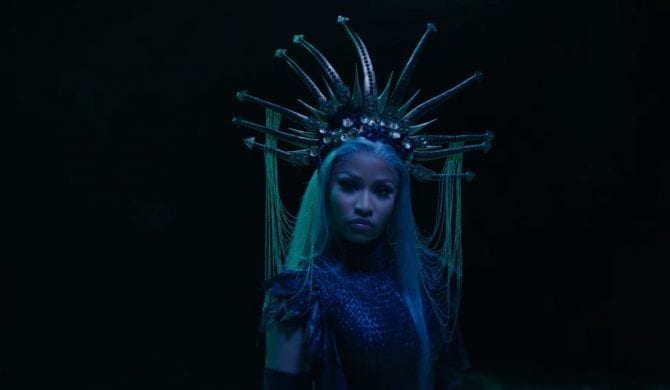 Nicki Minaj z klipem do „Hard White”