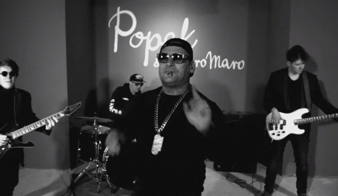 Popek & MaroMaro prezentują „Człowieka w masce” Popek & MaroMaro prezentują „Człowieka w masce”