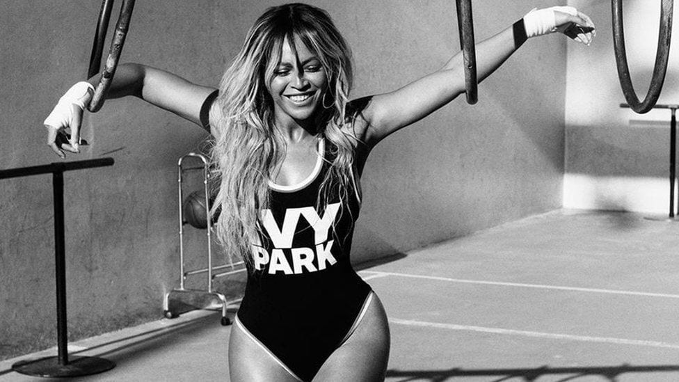 Beyonce promuje nowy projekt serią seksownych zdjęć