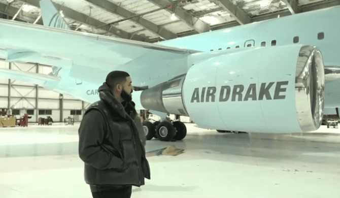 Drake kupił samolot za 100 milionów dolarów Drake kupił samolot za 100 milionów dolarów