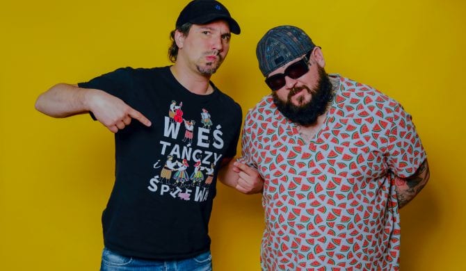 „Zamieniając kabaret na stand-up, czułem się, jakbym pierwszy raz stanął na scenie” „Zamieniając kabaret na stand-up, czułem się, jakbym pierwszy raz stanął na scenie”