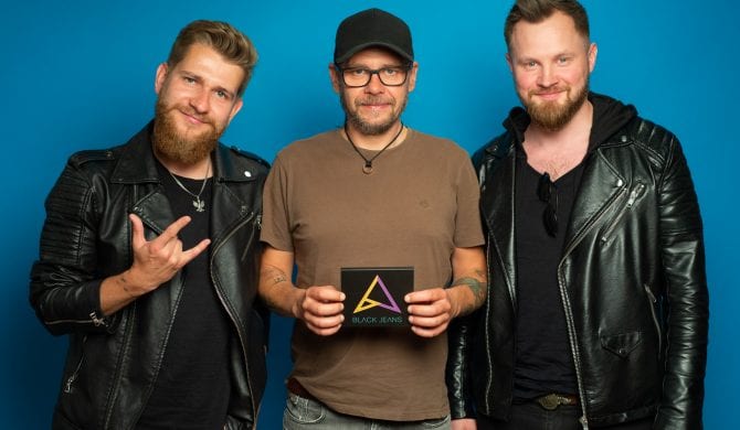 Black Jeans: „Wydaliśmy płytę rockową w sposób hip-hopowy” Black Jeans: „Wydaliśmy płytę rockową w sposób hip-hopowy”