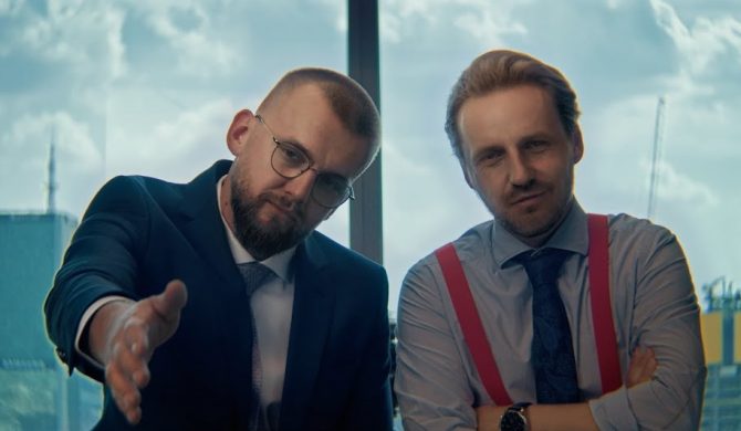 Paweł Domagała w nowym klipie KęKę Paweł Domagała w nowym klipie KęKę