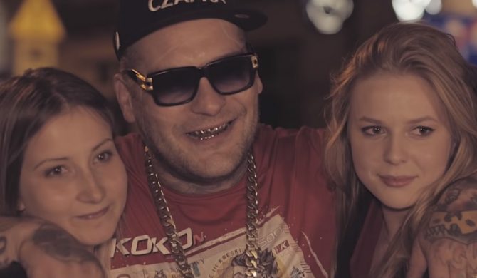 Popek w nowym klipie Letniego Chamskiego Podrywu Popek w nowym klipie Letniego Chamskiego Podrywu