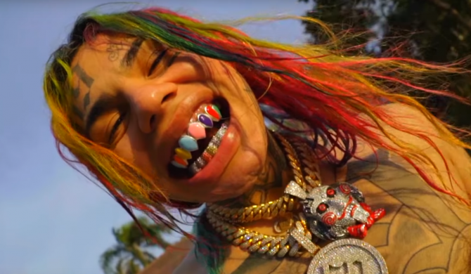 Tekashi69 wychodzi na wolność i wraca do muzyki