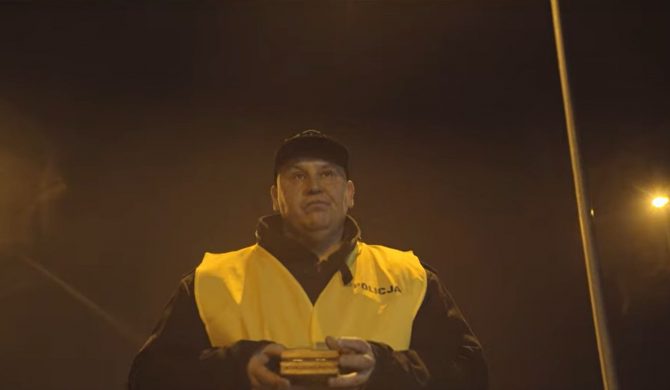 Wini: „Cycata małolata dała mi kopa w dupę, ma dość starego dziada” Wini: „Cycata małolata dała mi kopa w dupę, ma dość starego dziada”