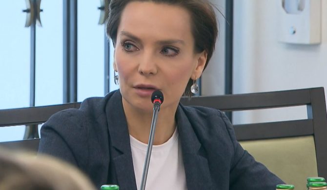 „Co sprawiło, że się nas wyrzekłeś. Byłeś naszym kolegą”? Mocne słowa na spotkaniu władz Polskiego Radia z senacką komisją „Co sprawiło, że się nas wyrzekłeś. Byłeś naszym kolegą”? Mocne słowa na spotkaniu władz Polskiego Radia z senacką komisją