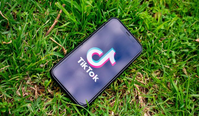 TikTok ma poważne problemy. Amerykanie grożą wprowadzeniem zakazu korzystania z aplikacji TikTok ma poważne problemy. Amerykanie grożą wprowadzeniem zakazu korzystania z aplikacji