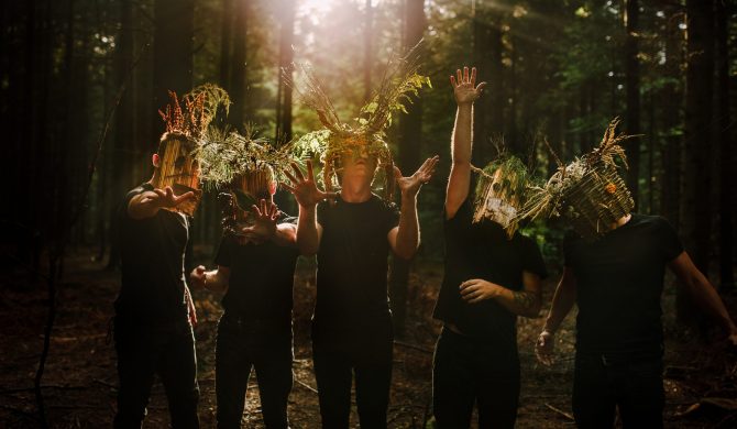 „Leśmian w sieci” – baśniowy koncert zespołu Freeborn Brothers, w teatrze i on-line „Leśmian w sieci” – baśniowy koncert zespołu Freeborn Brothers, w teatrze i on-line