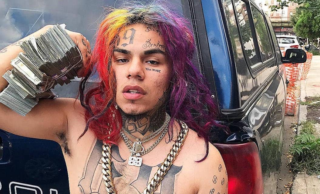 Tekashi wrócił cały w tatuażach