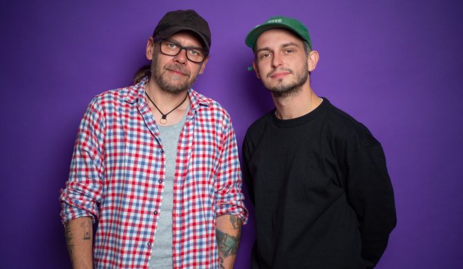 Vito Bambino: „Jedno zdanie może skrócić drogę między mną a słuchaczem” Vito Bambino: „Jedno zdanie może skrócić drogę między mną a słuchaczem”