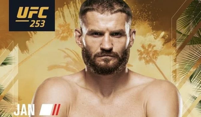 Paluch, KęKę, DJ Decks i inni gratulują Polakowi pasa UFC