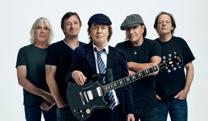 AC/DC rozpoczynają nowy rok klipem nagranym w nietypowy sposób