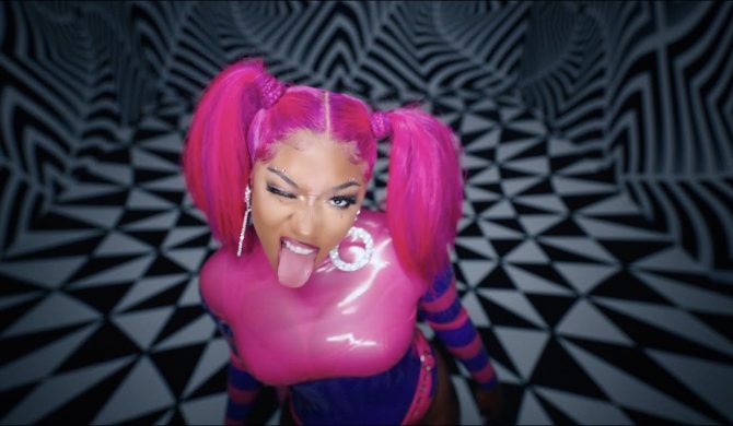 Megan Thee Stallion twierdzi, że jej nowy album będzie szalony Megan Thee Stallion twierdzi, że jej nowy album będzie szalony