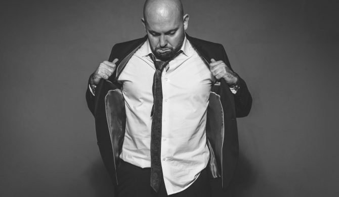 VNM wraca z „Liniami III”. To pierwszy singiel zapowiadający jego drugą w tym roku płytę VNM wraca z „Liniami III”. To pierwszy singiel zapowiadający jego drugą w tym roku płytę