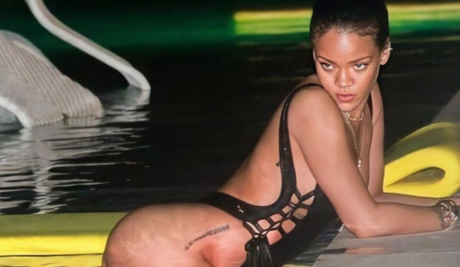 Rihanna kusi fanów w seksownym bikini