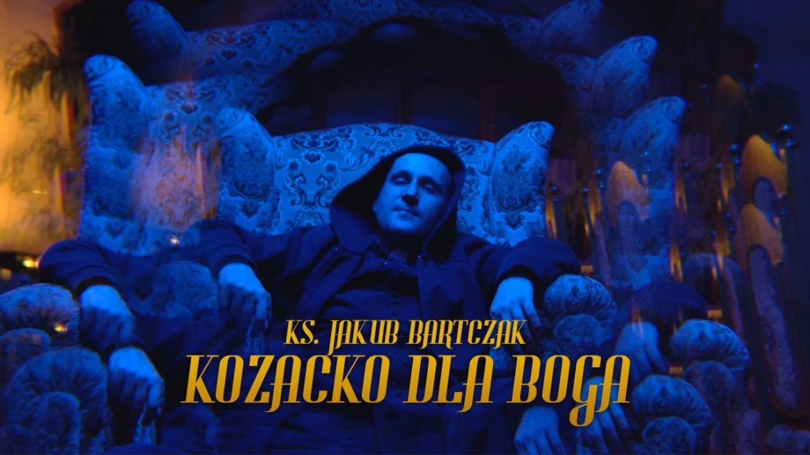 Ks. Jakub Bartczak rapuje „Kozacko dla Boga” na klubowym bicie
