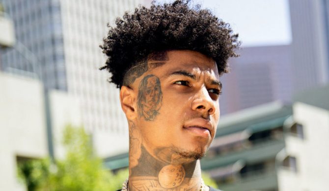 Blueface i jego dziewczyna dopiero pobili się na ulicy, a teraz symulują seks w miejscu publicznym