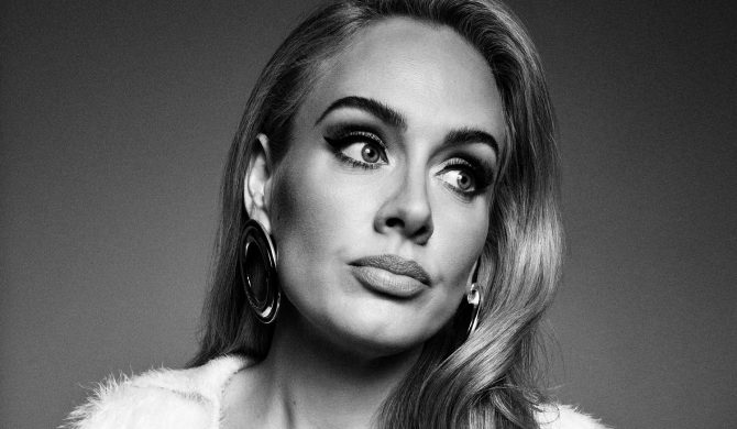 Adele: „Moje ciało było uprzedmiotowione przez całą moją karierę. Ale kiedy byłam cięższa, wszystko było OK”