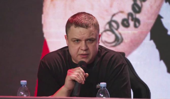 Ważka G reprezentował Bonusa BGC na konferencji MMA-VIP. Było tak freakowo, że bardziej się już chyba nie da