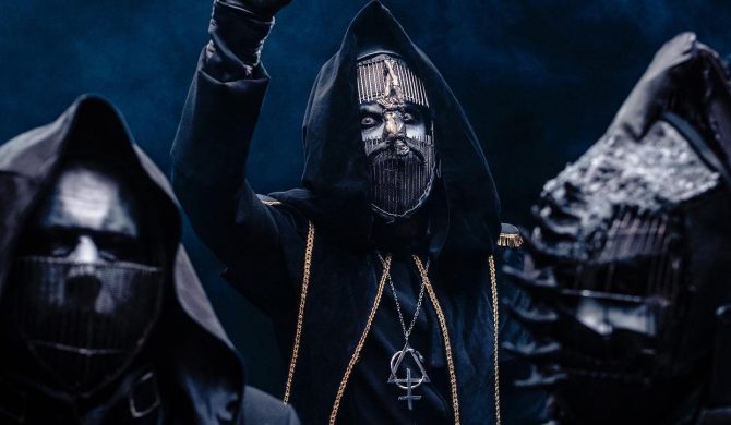 „Behemoth nienawidzi Chrystusa na różne sposoby od 1991 roku, ale wciąż nie brakuje nam inwencji twórczej w tej kwestii” – Nergal i spółka z nowym singlem i teledyskiem