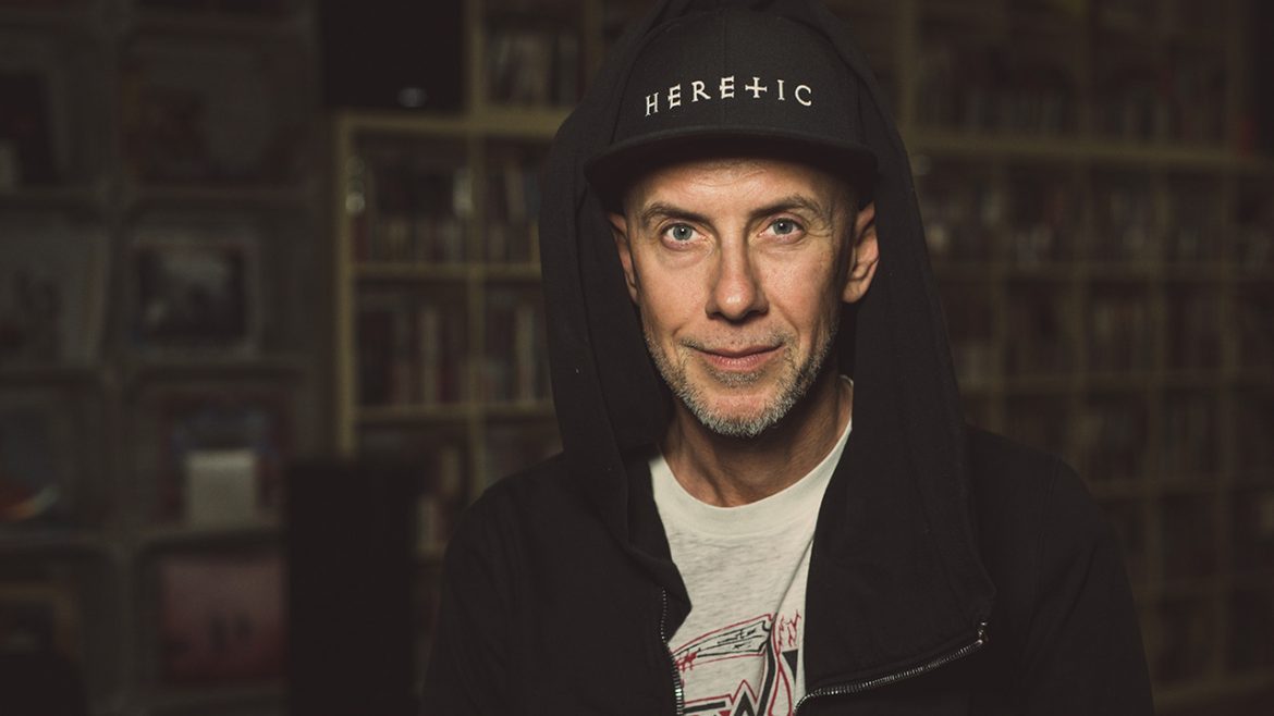 Nergal ocenia polską scenę rapową, zdradza kogo słucha i nawija numer Pei