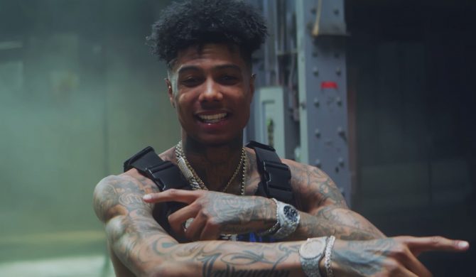 Blueface uderzył ojca swojej dziewczyny, więc siostry Chrisean postanowiły wziąć na niej odwet