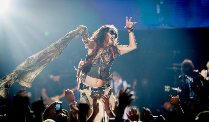 Wokalista Aerosmith oskarżony o napaść seksualną