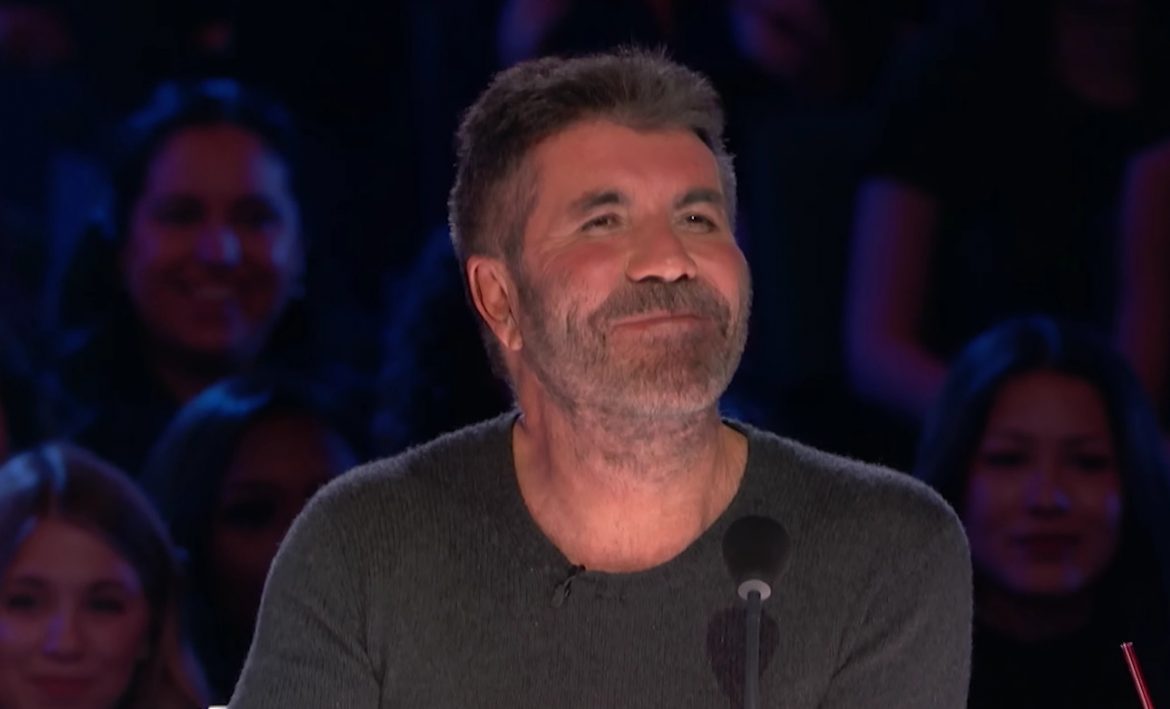 Simon Cowell podpalony na planie Mam Talent