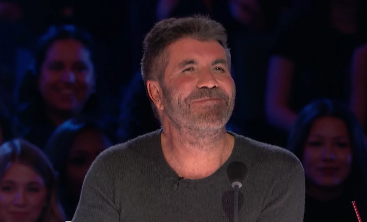 Simon Cowell podpalony na planie Mam Talent