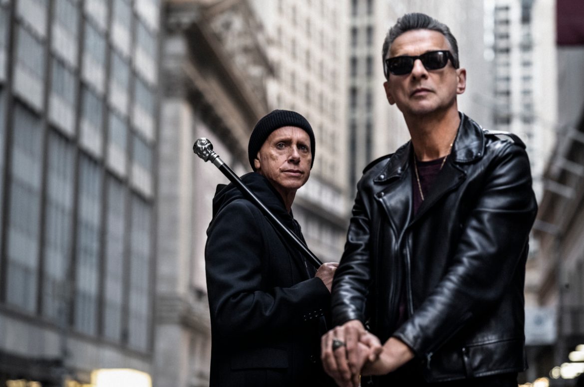 OLiS: Depeche Mode przegrywają z polskim raperem. To zasługa zmiany zasad