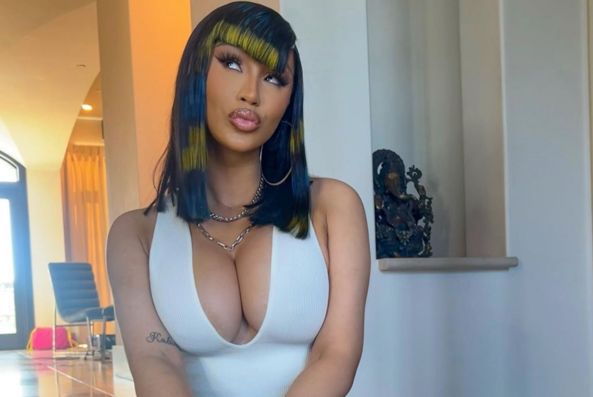 Mikrofon, którym Cardi B rzuciła fana osiągnął chorą sumę na aukcji