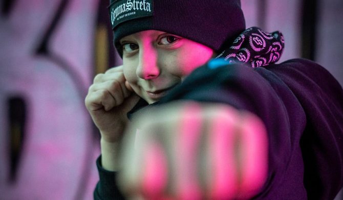 Syn Bonusa RPK szykuje płytę. Gwiazdorska obsada w pierwszym singlu