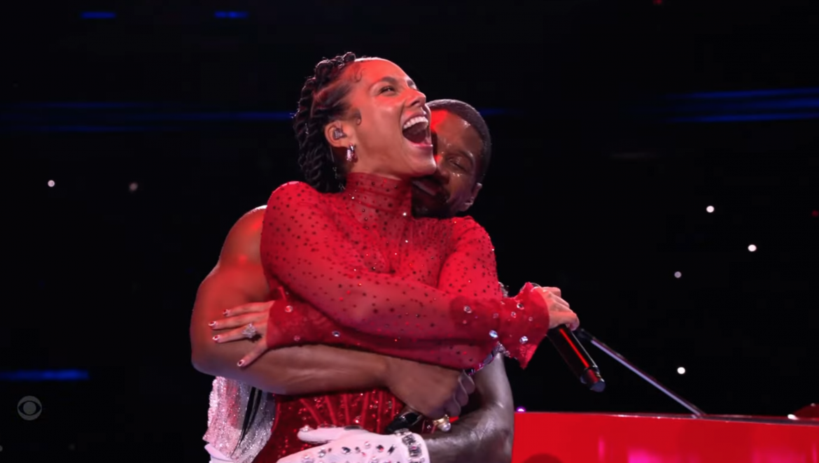 Alicia Keys, H.E.R., Ludacris i inni wystąpili z Usherem podczas Super Bowl Halftime
