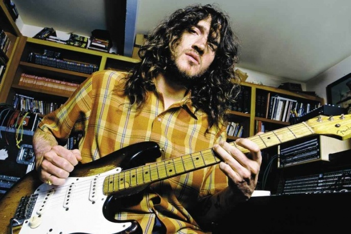 John Frusciante z muzykiem The Mars Volta