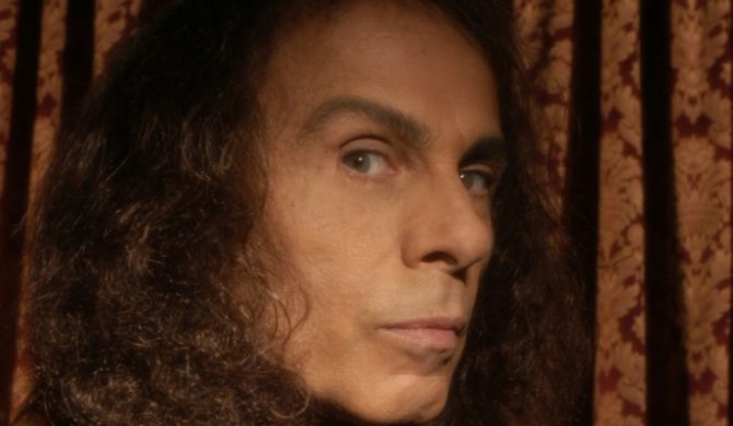 Pożądany Ronnie James Dio