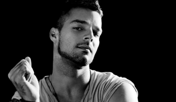 Ricky Martin wydaje książkę Ricky Martin wydaje książkę