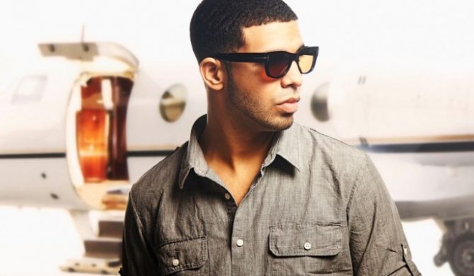 Drake zły na wytwórnię
