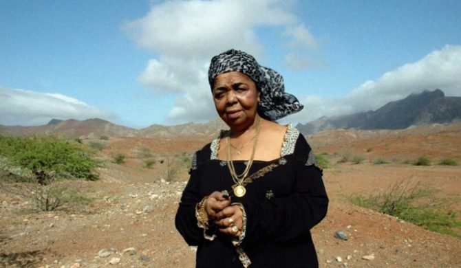 Cesaria Evora kończy karierę Cesaria Evora kończy karierę