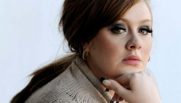 Adele dba o głos