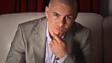 Pitbull nagrał do „Facetów w czerni” – posłuchaj