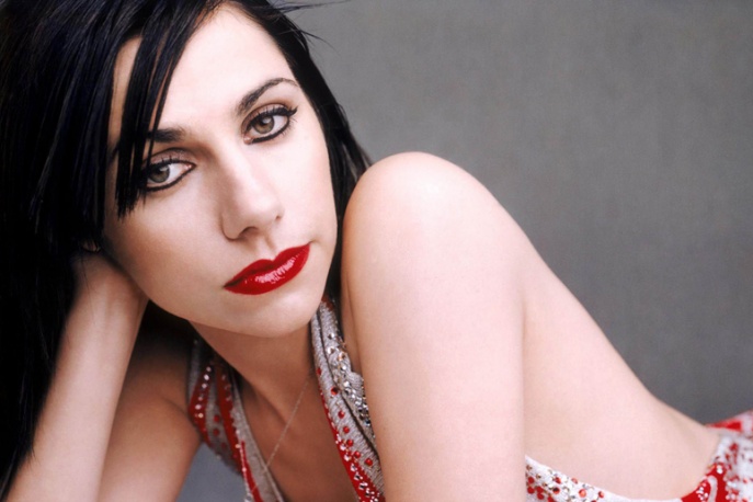 Będą dwie nowe piosenki PJ Harvey