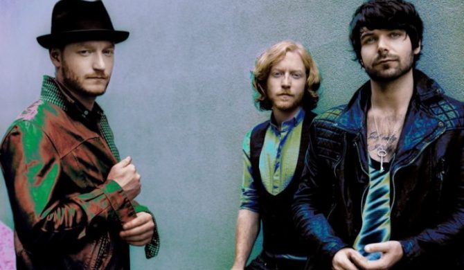 Biffy Clyro wśród przeciwieństw – audio Biffy Clyro wśród przeciwieństw – audio