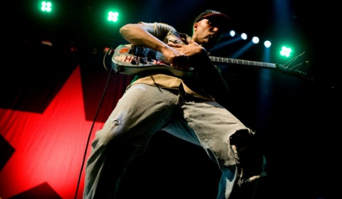 Tom Morello nagrał z wokalistami System Of A Down i Rise Against – audio Tom Morello nagrał z wokalistami System Of A Down i Rise Against – audio