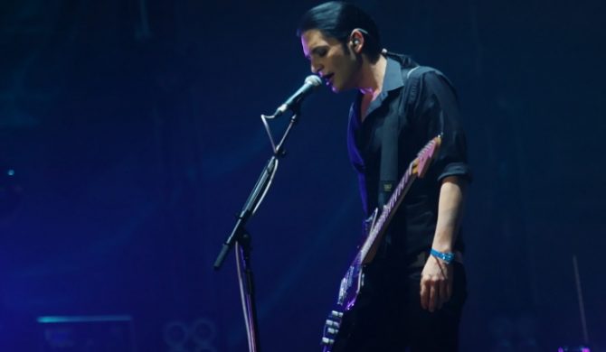 Placebo odwołuje koncerty. Molko chory.